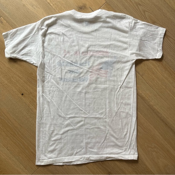 Single-stitch “America is #1 Thanks to Our Veterans” vintage tee! 🇺🇸 - Picture 4 of 4